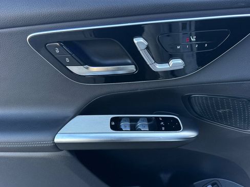 Certified 2025 Mercedes-Benz GLC 300 4MATIC image 24