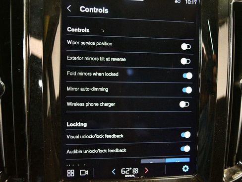 Used 2022 Volvo XC60 B5 Momentum w/ Protection Package Premier image 50