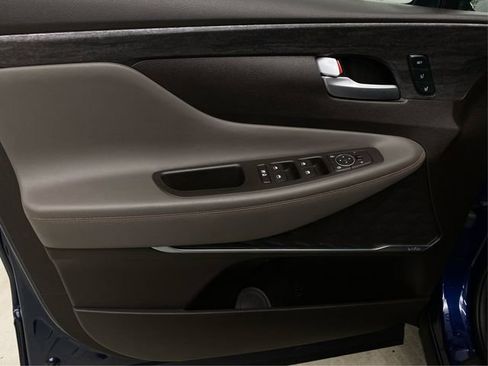 Used 2019 Hyundai Santa Fe AWD image 25
