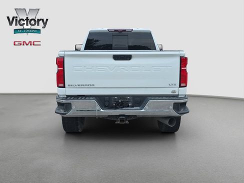 Used 2024 Chevrolet Silverado 3500 LTZ w/ LTZ Plus Package AWD/4WD image 16