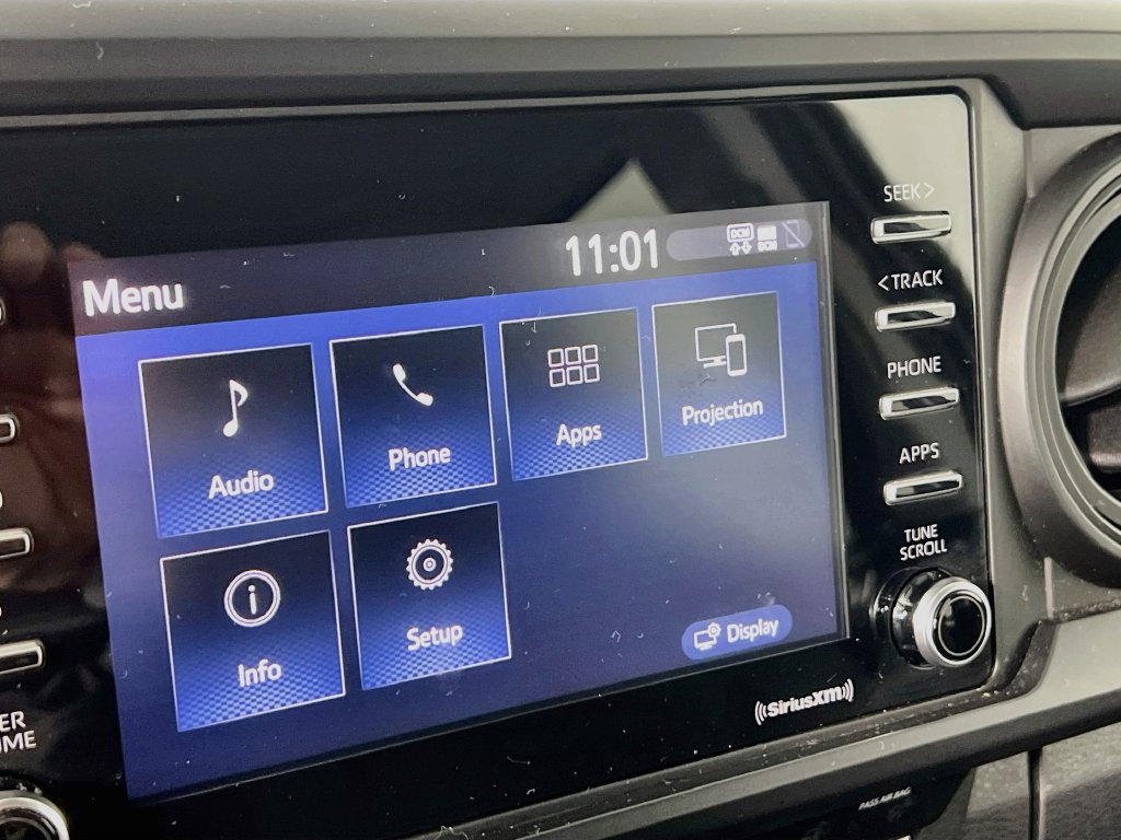 Used 2021 Toyota Tacoma SR AWD/4WD image 12