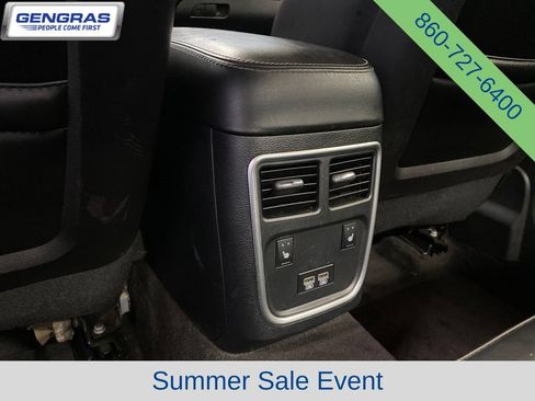 Used 2017 Dodge Charger R/T w/ Plus Group RWD image 29