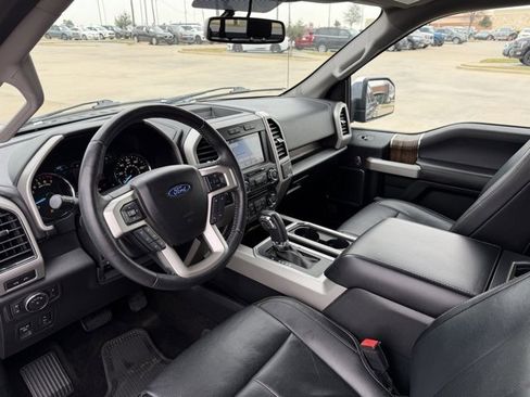Used 2018 Ford F150 Lariat image 11