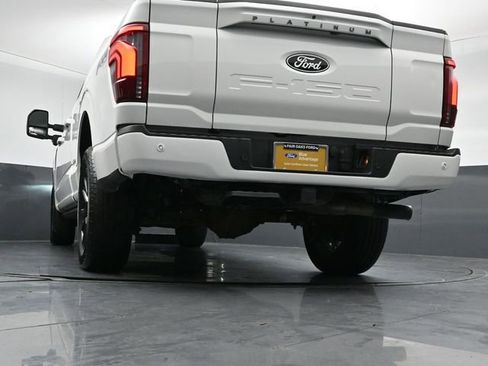 Certified 2025 Ford F150 Platinum w/ FX4 Off-Road Package AWD/4WD image 36
