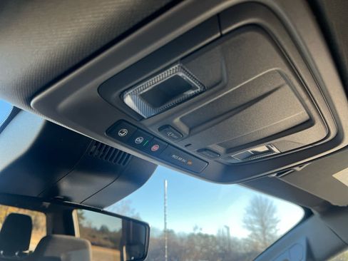 New 2026 Chevrolet Silverado 2500 Custom w/ Z71 Off-Road Package image 19