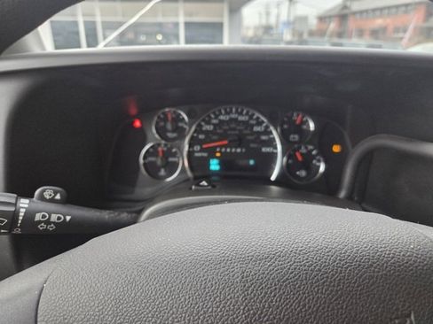 Used 2019 Chevrolet Express 3500 LT w/ LT Preferred Equipment Group image 4