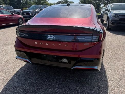 Used 2025 Hyundai Sonata Limited FWD image 3
