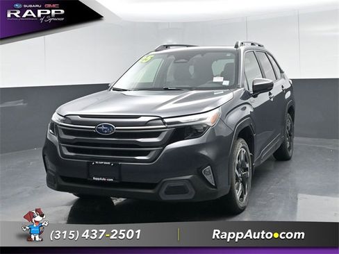 Used 2025 Subaru Forester Limited image 21