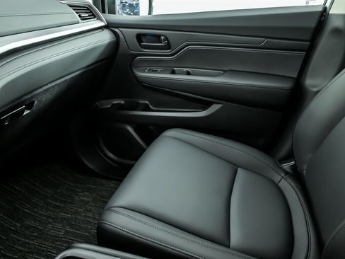 Used 2026 Honda Odyssey EX-L image 37