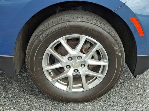Used 2024 Chevrolet Equinox LS AWD/4WD image 8