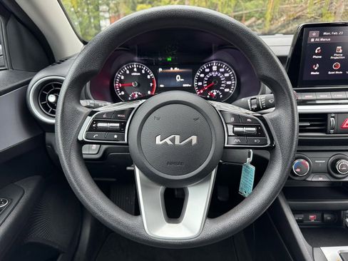 Used 2024 Kia Forte LXS image 10