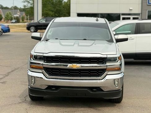 Used 2018 Chevrolet Silverado 1500 LT w/ All Star Edition AWD/4WD image 29