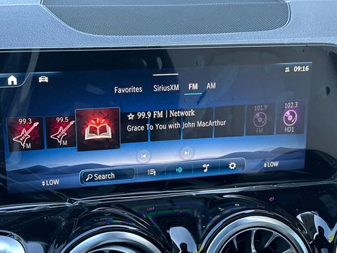 New 2026 Mercedes-Benz GLB 250 image 17