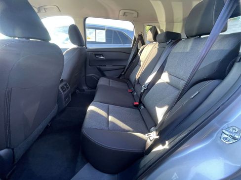 Used 2025 Nissan Rogue SV image 25