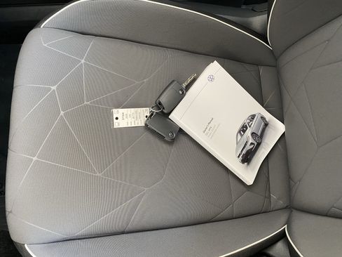 Certified 2026 Volkswagen Jetta Sport FWD image 9