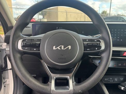 Used 2025 Kia K5 LXS image 27