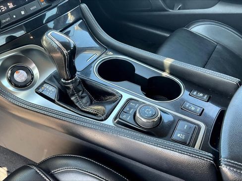 Used 2020 Nissan Maxima 3.5 SV image 15