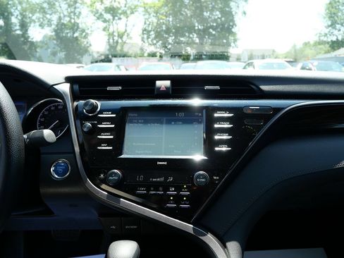 Used 2020 Toyota Camry LE w/ Fleet Convenience Package FWD image 14