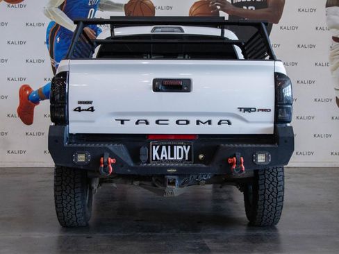 Used 2020 Toyota Tacoma TRD Pro image 24