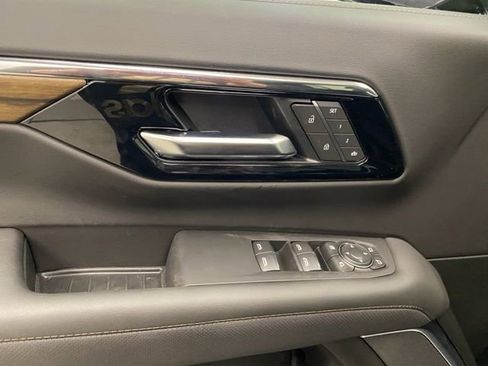 New 2026 Chevrolet Suburban High Country AWD/4WD image 21