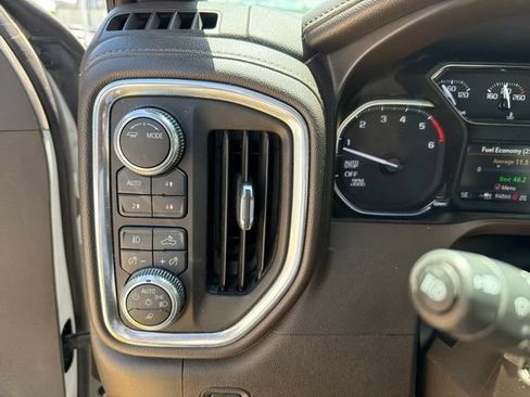 Used 2021 GMC Sierra 1500 SLT AWD/4WD image 28