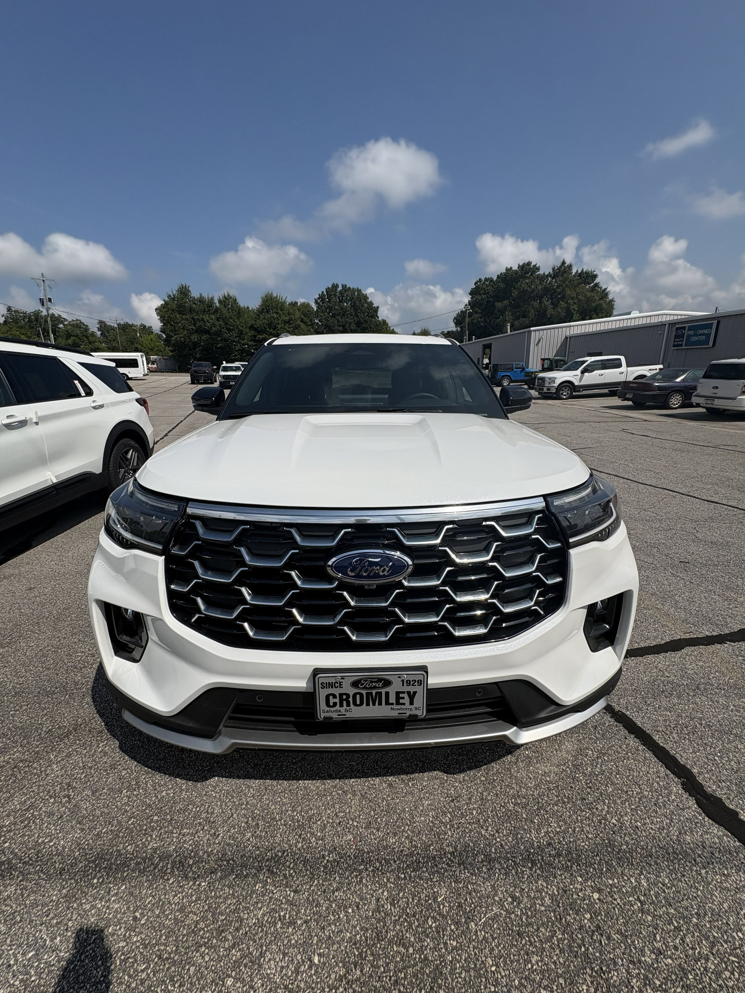 New 2026 Ford Explorer Platinum RWD image 3