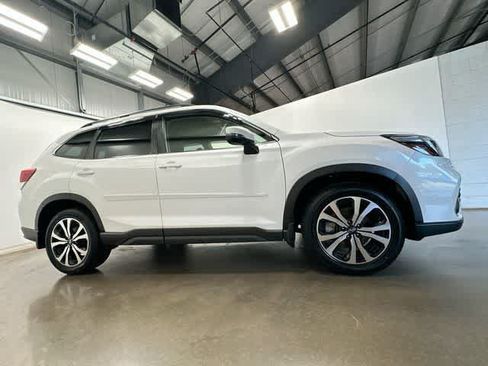 Used 2021 Subaru Forester Limited AWD/4WD image 3