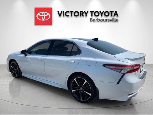 Used 2019 Toyota Camry XSE FWD image 3