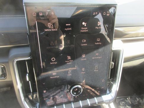 New 2026 GMC Yukon Elevation image 19