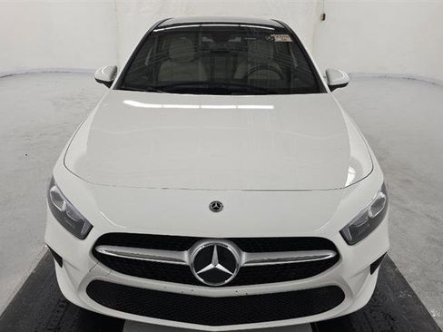 Used 2022 Mercedes-Benz A 220 image 2