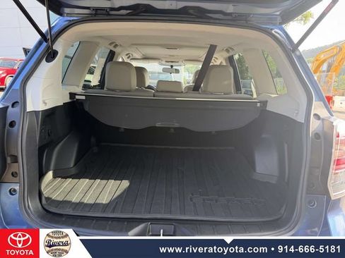 Used 2017 Subaru Forester 2.5i Limited AWD/4WD image 16