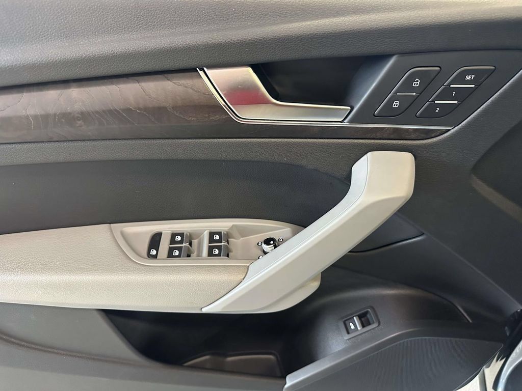 Used 2018 Audi Q5 2.0T Premium Plus AWD/4WD image 20