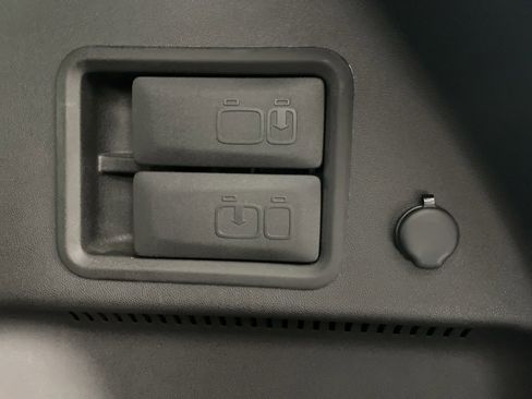 Certified 2019 Chevrolet Equinox Premier image 53