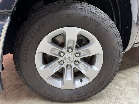 Used 2021 RAM 1500 Laramie image 29