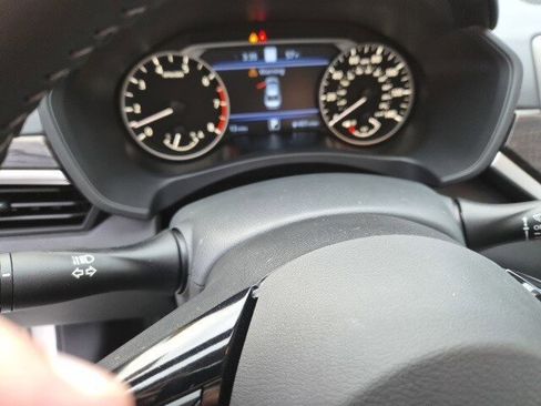 New 2025 Nissan Altima 2.5 SV w/ SV Premium Package image 24