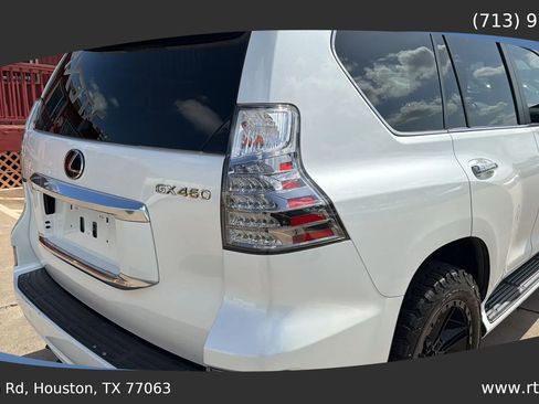 Used 2020 Lexus GX 460 Luxury w/ Accessory Package AWD/4WD image 21