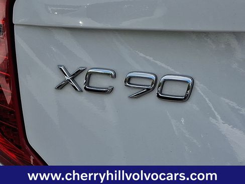 Certified 2024 Volvo XC90 B5 Core w/ Protection Package Premier image 30