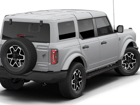 New 2026 Ford Bronco Outer Banks AWD/4WD image 3