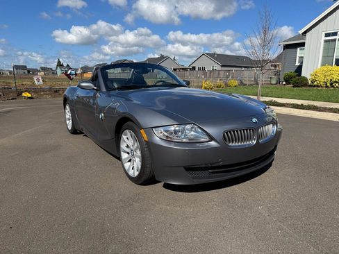 Used 2008 BMW Z4 3.0si image 4