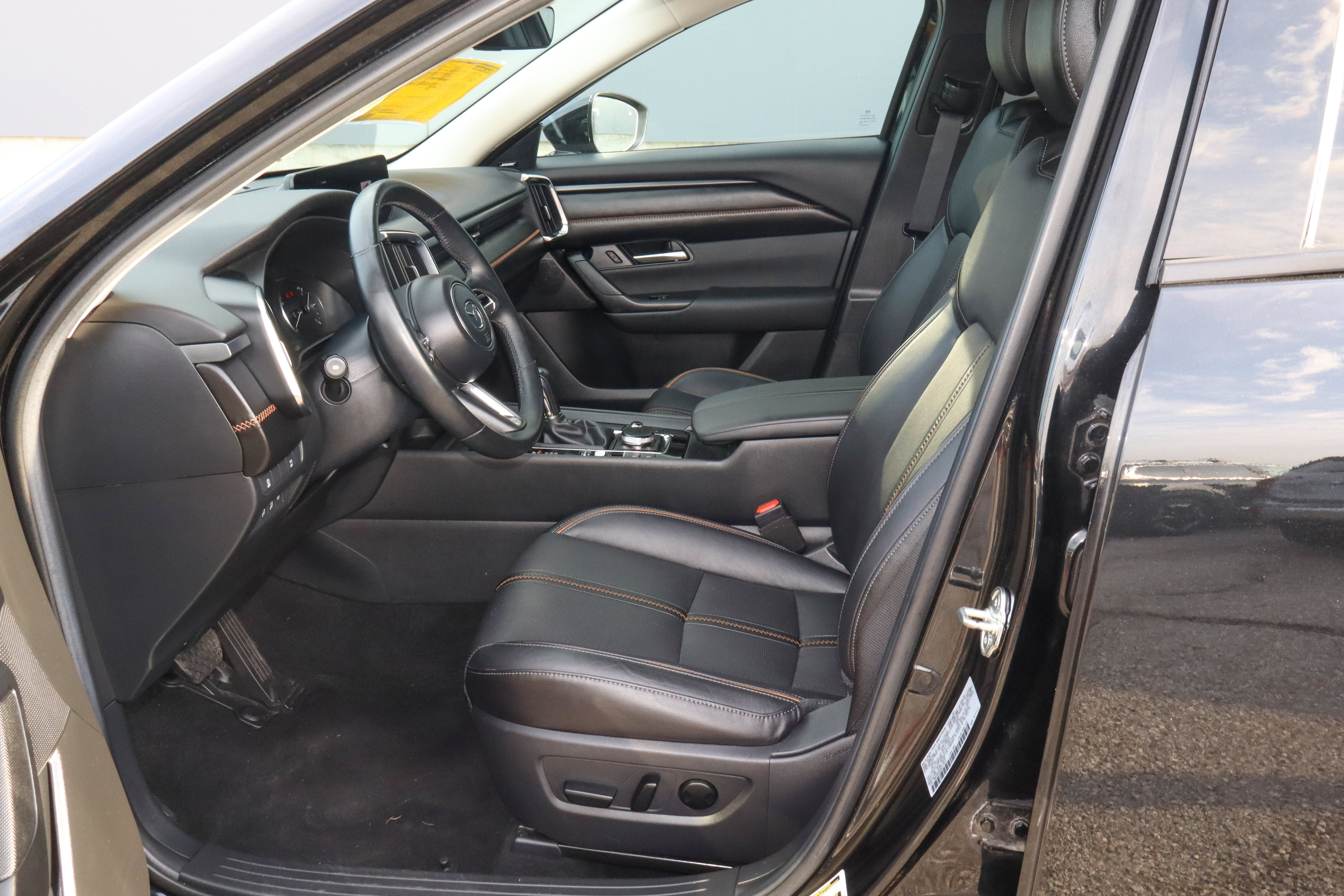 Used 2025 MAZDA CX-50 AWD 2.5 S w/ Premium Plus Pkg image 7