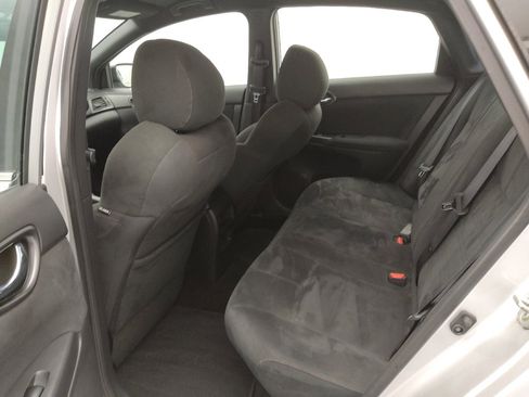 Used 2017 Nissan Sentra NISMO w/ NISMO Premium Package image 18