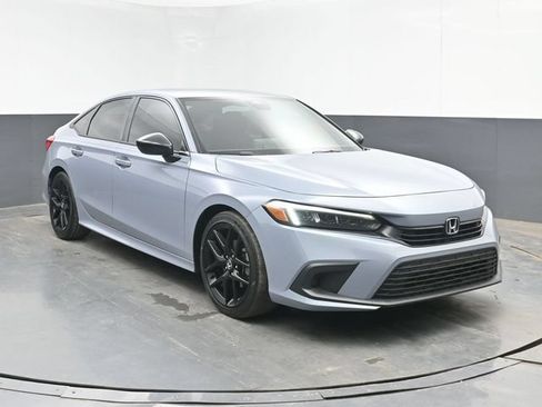 Used 2024 Honda Civic Sport image 2