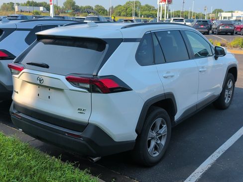 Certified 2025 Toyota RAV4 XLE AWD/4WD image 4