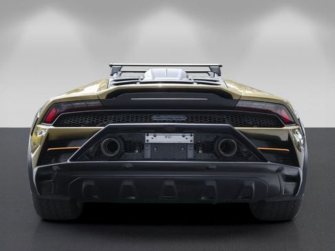 Used 2024 Lamborghini Huracan Sterrato AWD/4WD image 4
