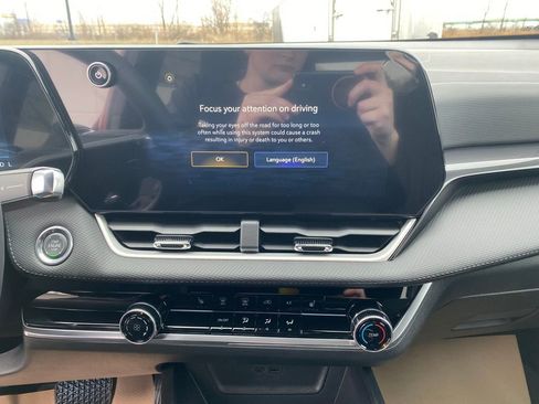 New 2026 Chevrolet Equinox LT w/ Safety and Technology Package image 67