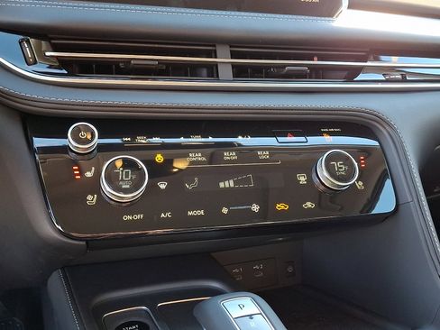 New 2026 INFINITI QX60 Luxe AWD/4WD image 13