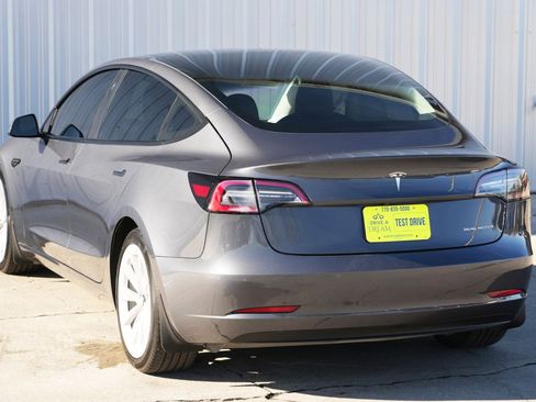 Used 2022 Tesla Model 3 Long Range image 51