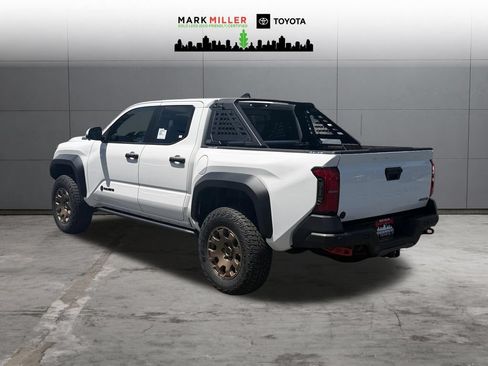 New 2026 Toyota Tacoma 4x4 Double Cab Hybrid image 3