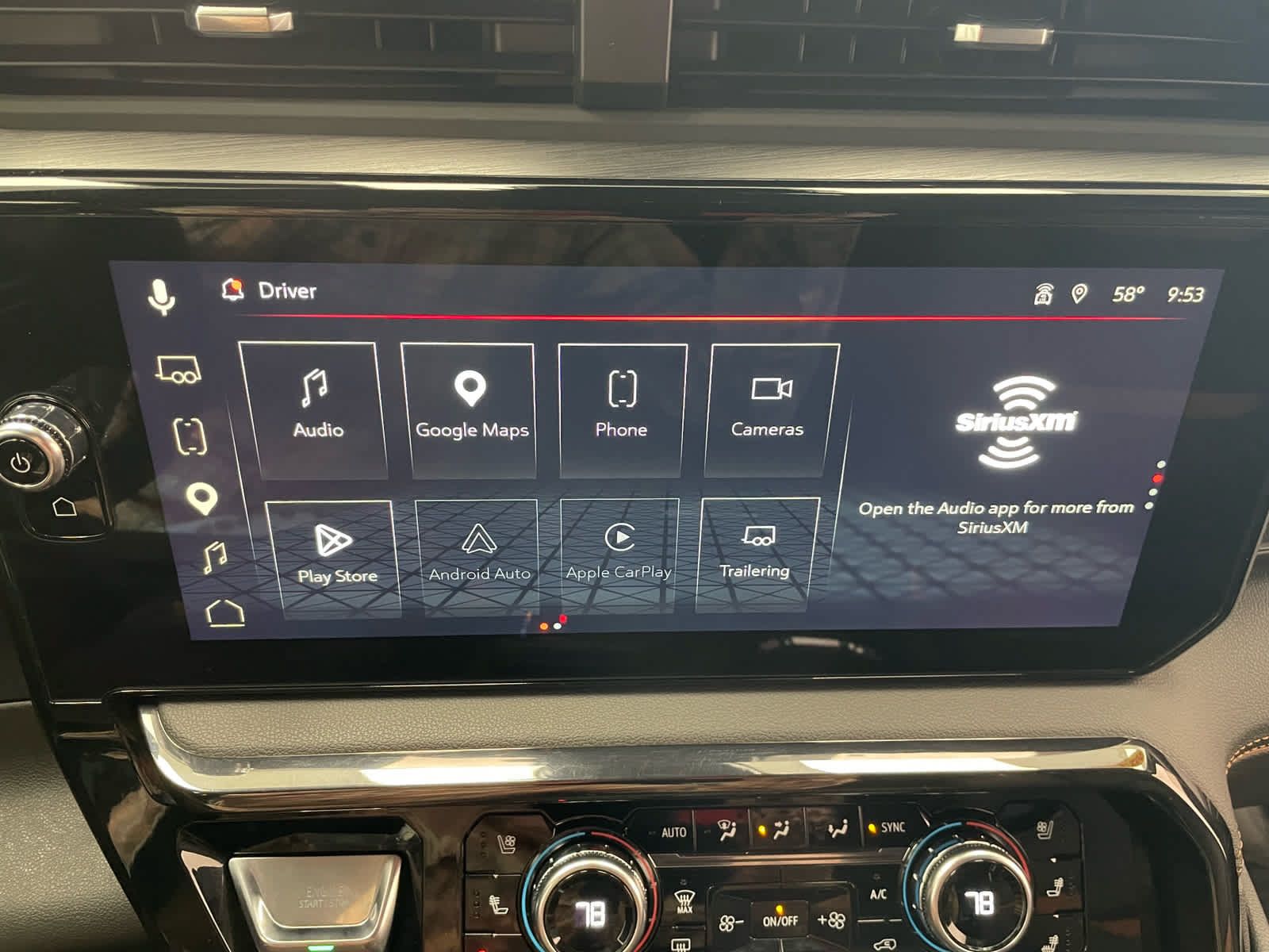 Used 2023 GMC Sierra 1500 AT4 w/ Technology Package AWD/4WD image 3