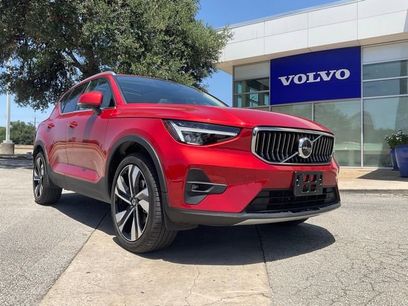 Certified 2024 Volvo XC40 B5 Plus